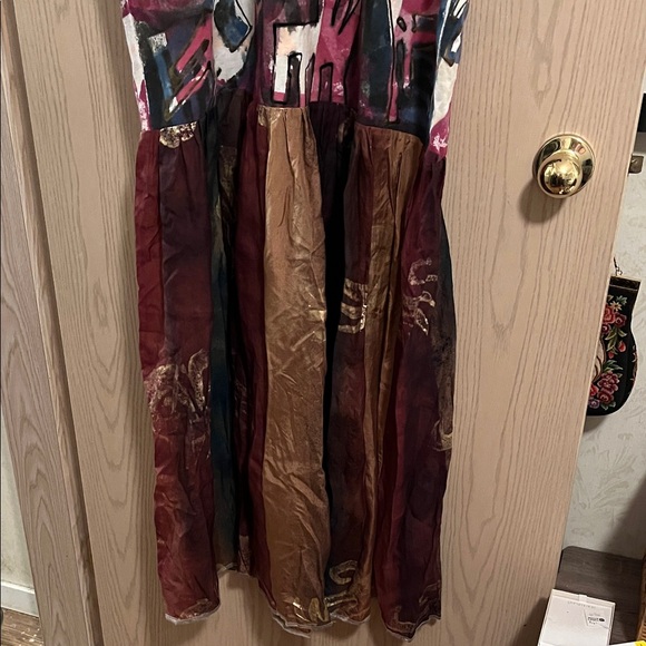 Abstract Patterned Maxi Dress - Picture 2 of 12